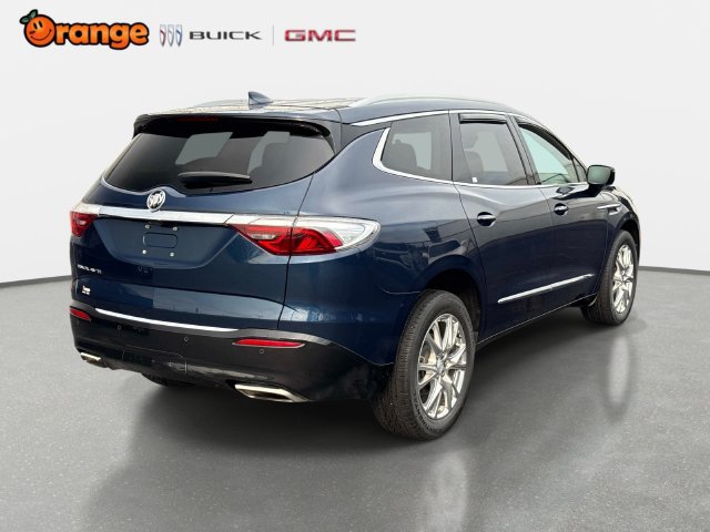 Used 2022 Buick Enclave Premium w/ Surround and Sites Package FWD image 3