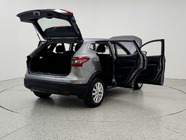 Used 2021 Nissan Rogue Sport S FWD image 11