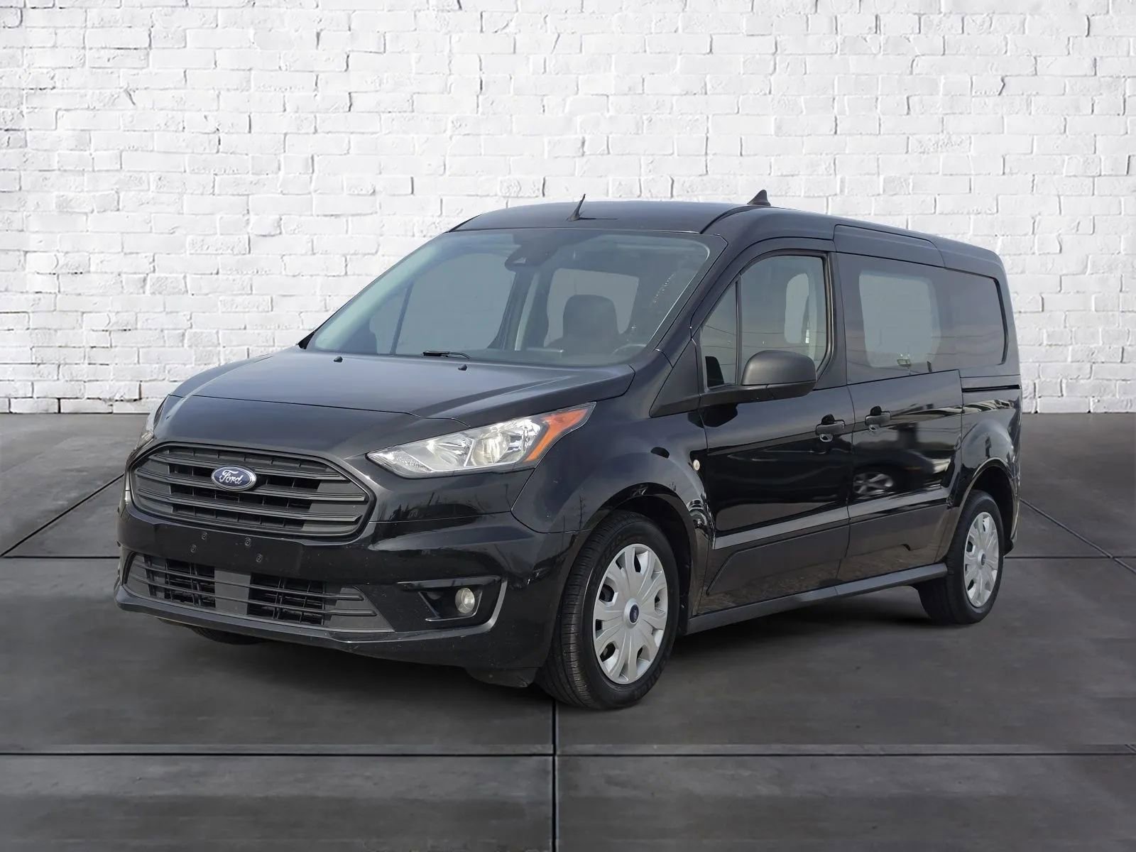 Used 2021 Ford Transit Connect XLT image 6