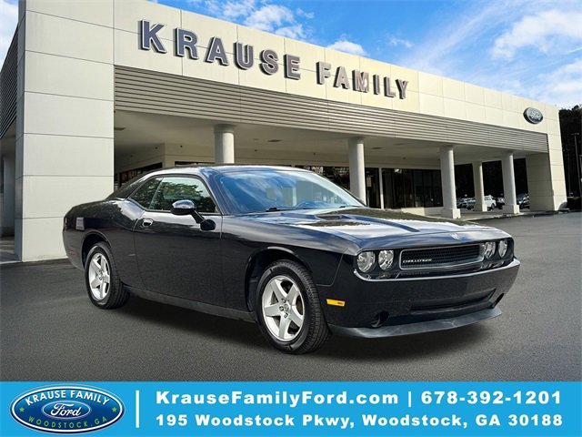 Used 2010 Dodge Challenger SE