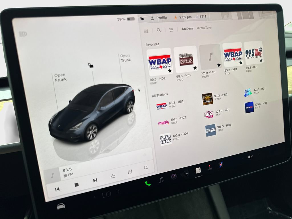 Used 2024 Tesla Model Y Long Range image 64