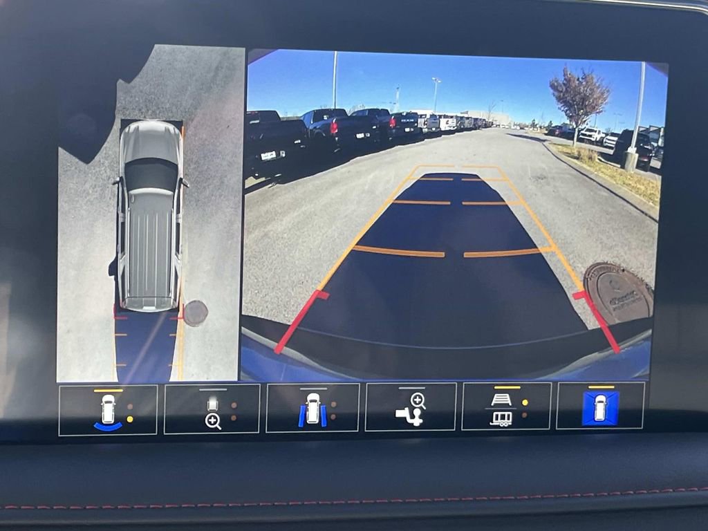 Used 2024 Chevrolet Suburban RST w/ Luxury Package image 25