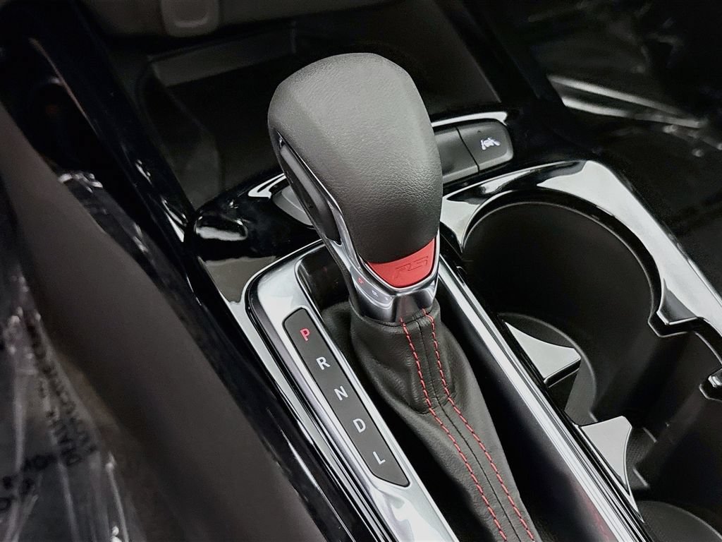 New 2026 Chevrolet Trax RS w/ Sunroof Package FWD image 17