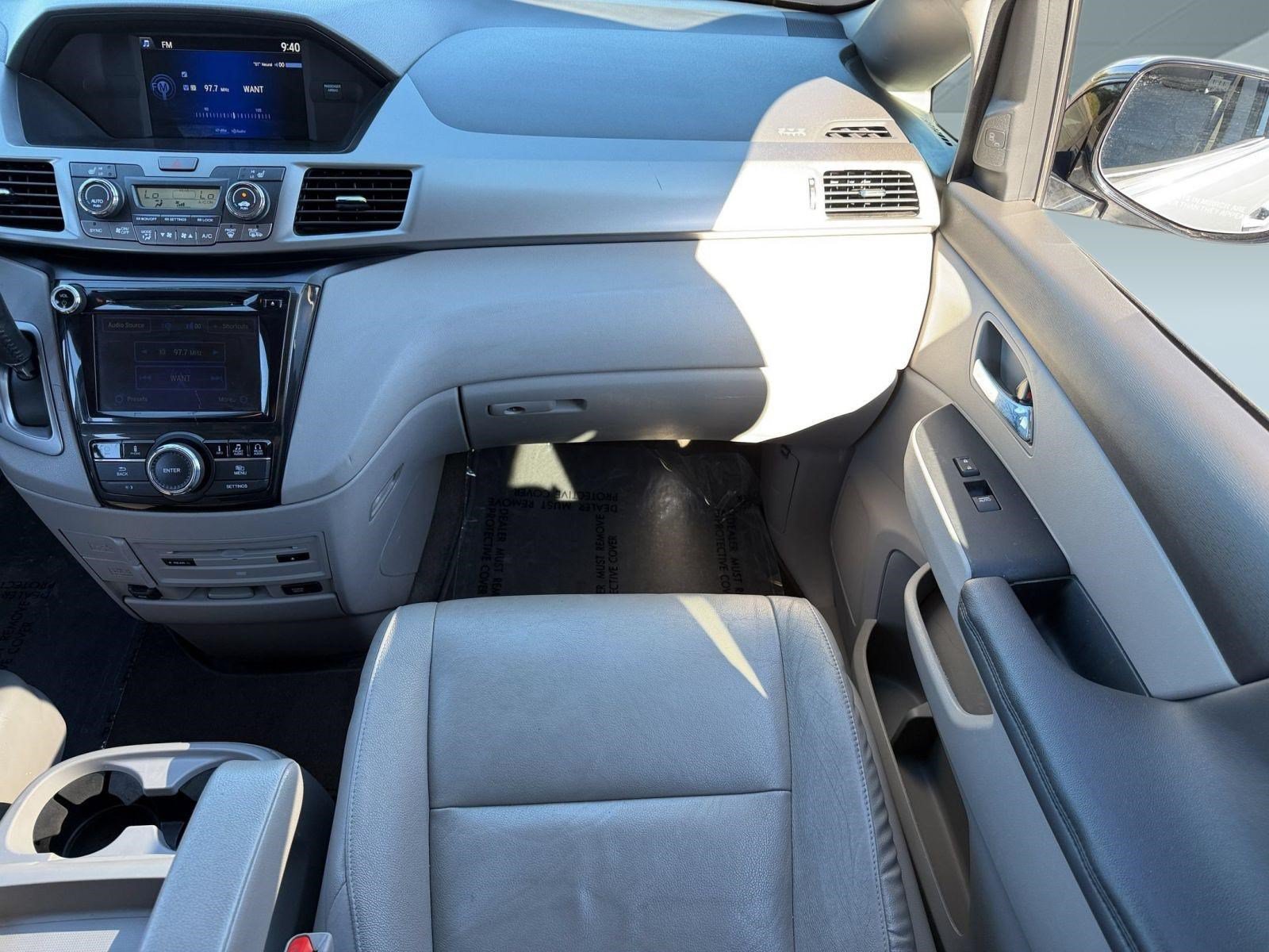 Used 2016 Honda Odyssey Touring image 29