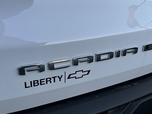 Used 2025 GMC Acadia AT4 w/ LPO, All-Weather Package image 32