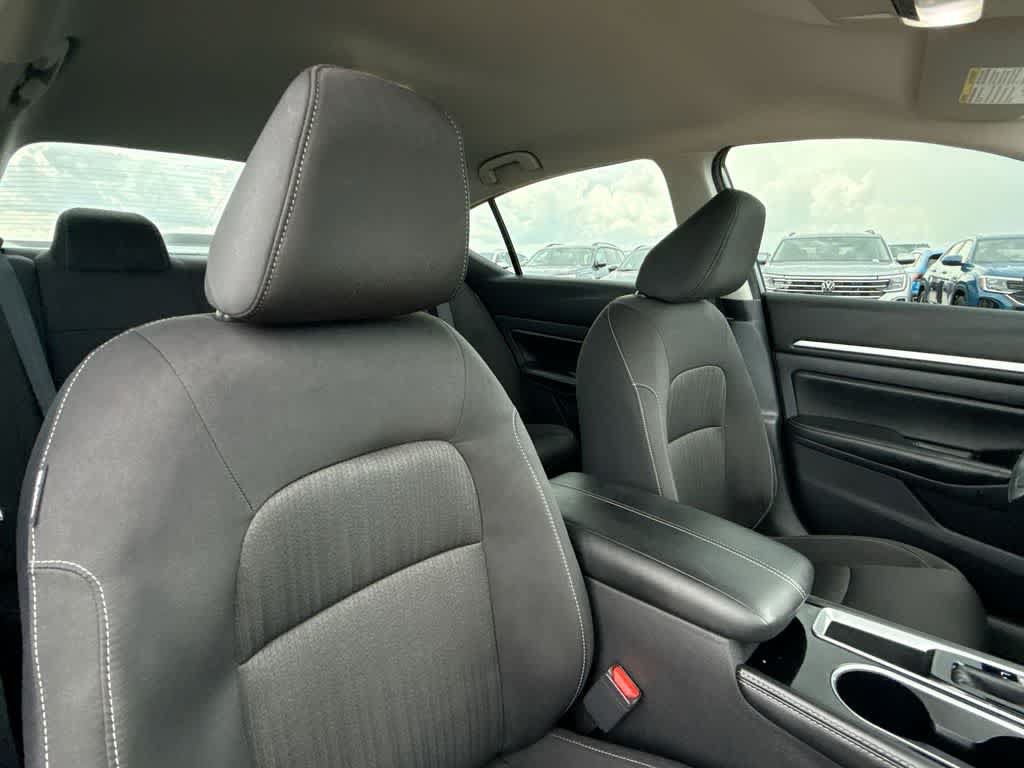 Used 2023 Nissan Altima 2.5 SV FWD image 27
