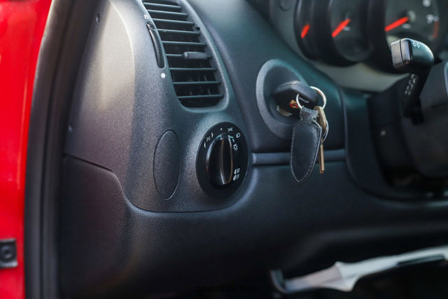 Used 1999 Porsche 911 Carrera image 30