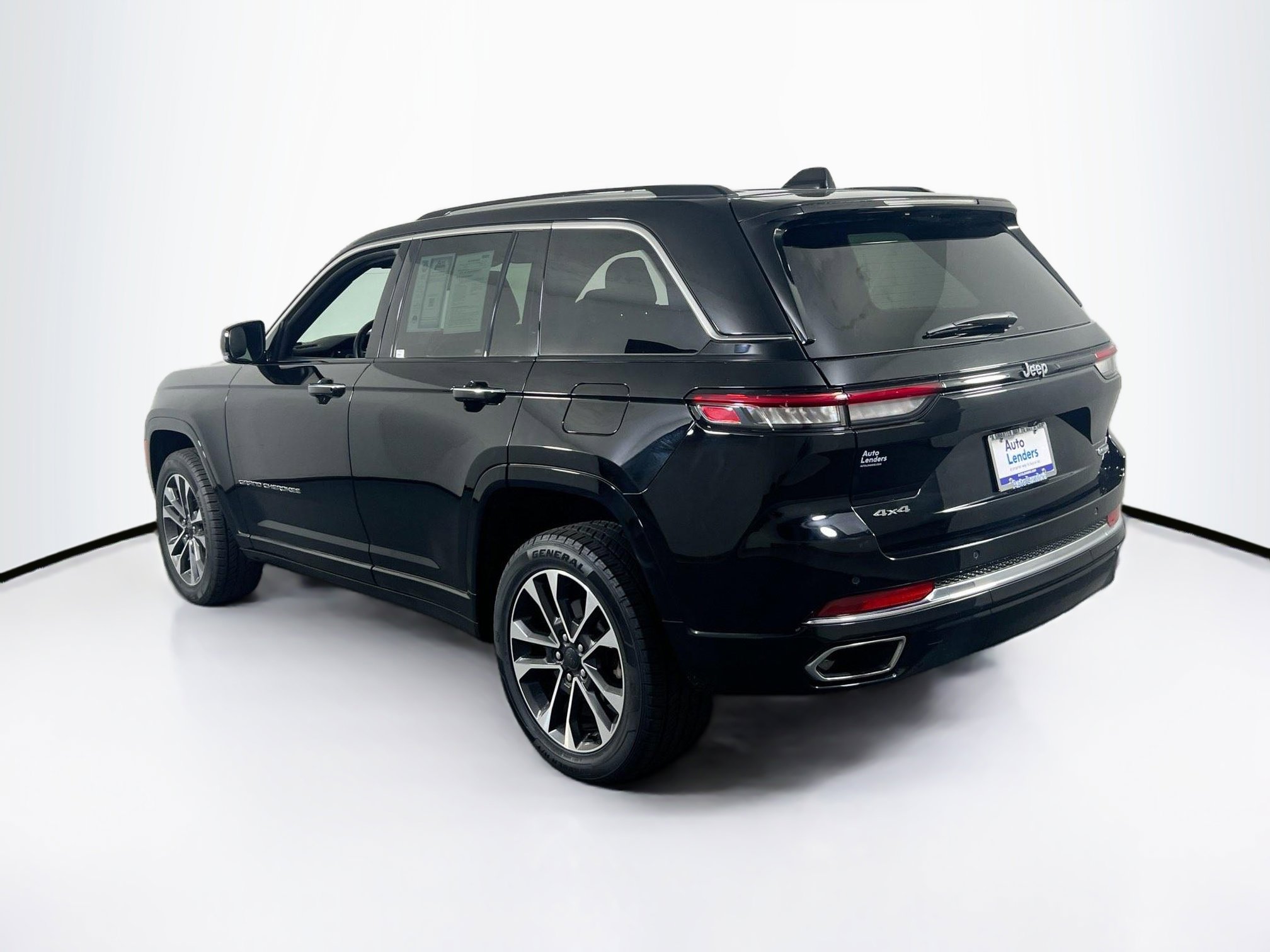 Used 2022 Jeep Grand Cherokee Overland AWD/4WD image 7