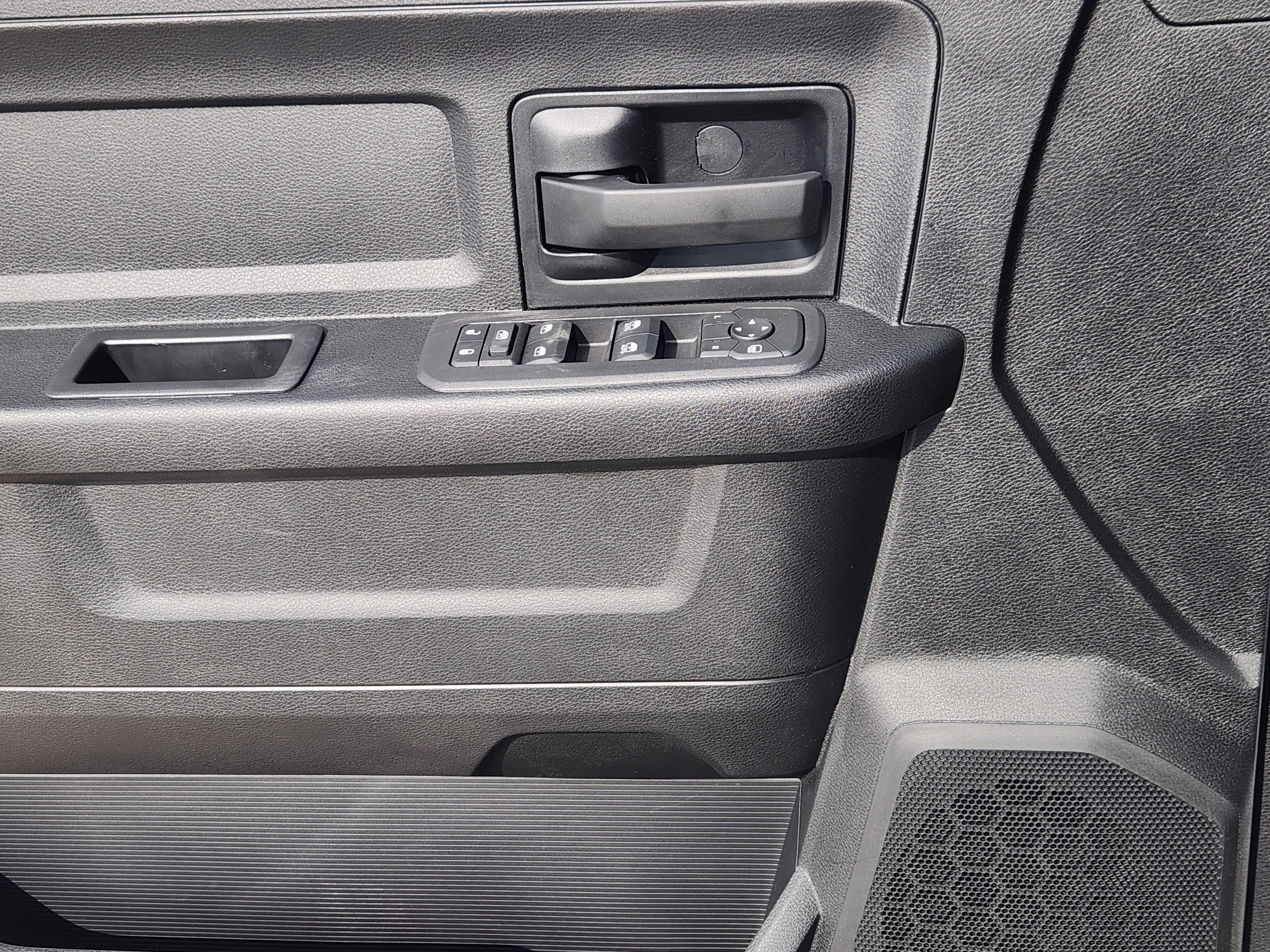 New 2026 RAM 3500 Tradesman AWD/4WD image 18