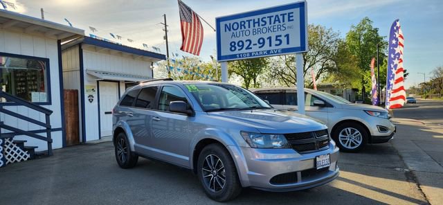 Used 2018 Dodge Journey SE w/ Connectivity Group