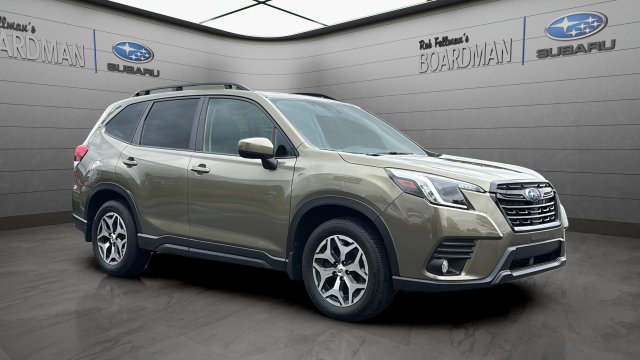 Used 2023 Subaru Forester Premium AWD/4WD image 1
