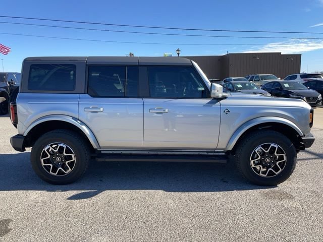 New 2024 Ford Bronco Outer Banks AWD/4WD image 3