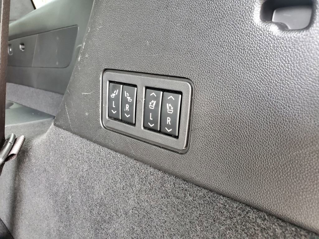 Certified 2024 Cadillac XT6 Sport w/ Platinum Package image 45