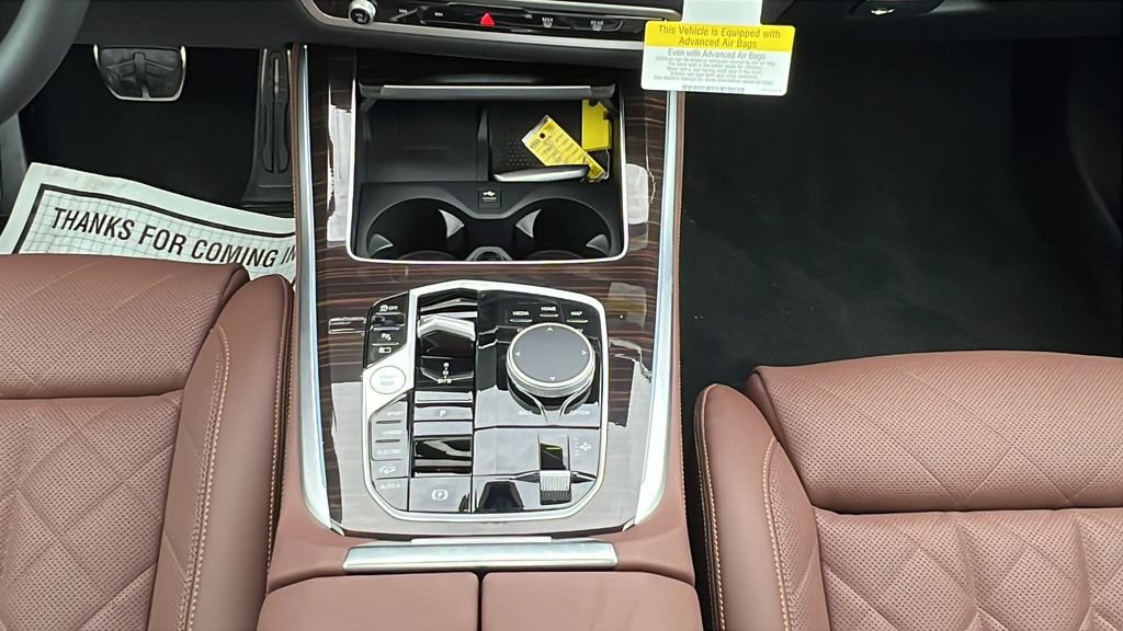 New 2026 BMW X5 xDrive50e w/ M Sport Package AWD/4WD image 14