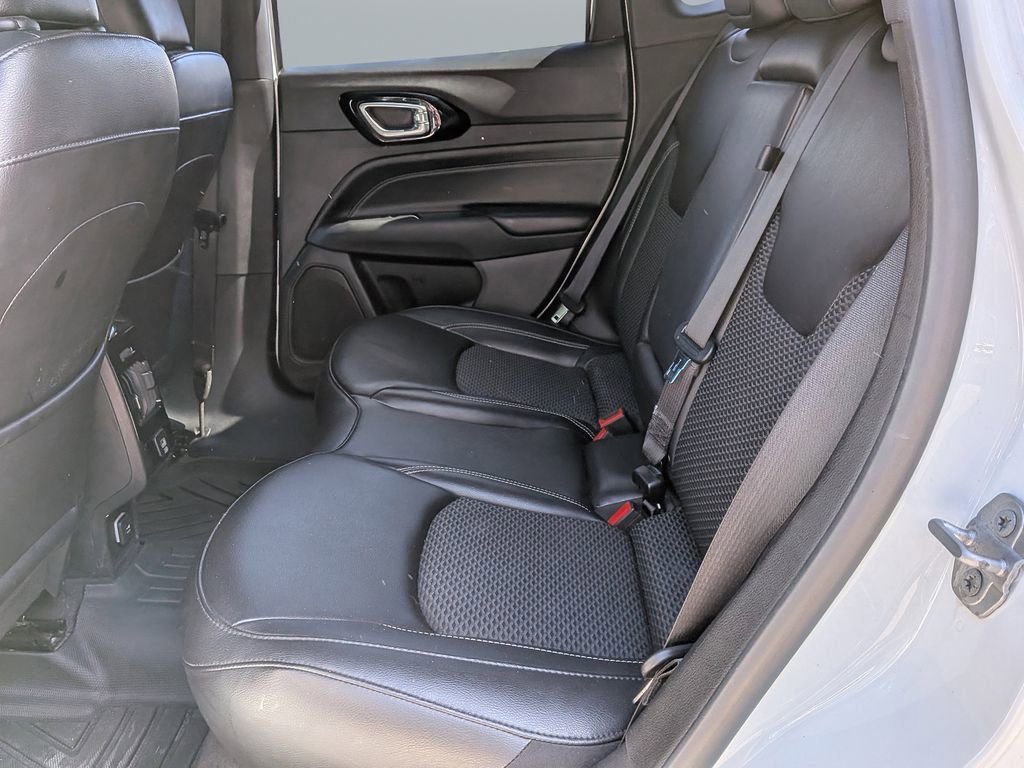 Used 2023 Jeep Compass Altitude image 13