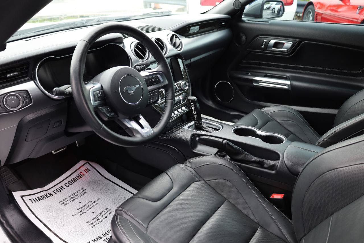 Used 2019 Ford Mustang Premium w/ Equipment Group 201A RWD image 9
