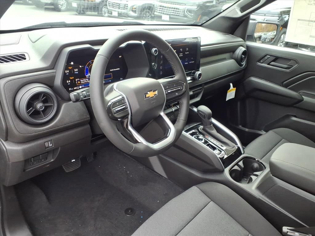 Used 2026 Chevrolet Colorado W/T w/ Advanced Trailering Package image 13