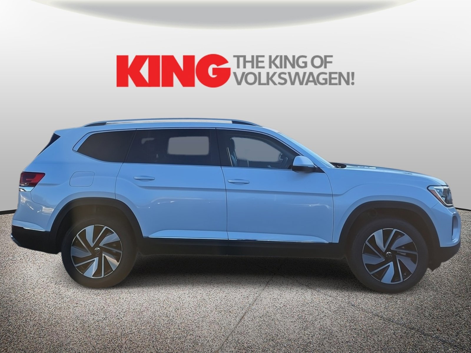 New 2026 Volkswagen Atlas SEL image 2