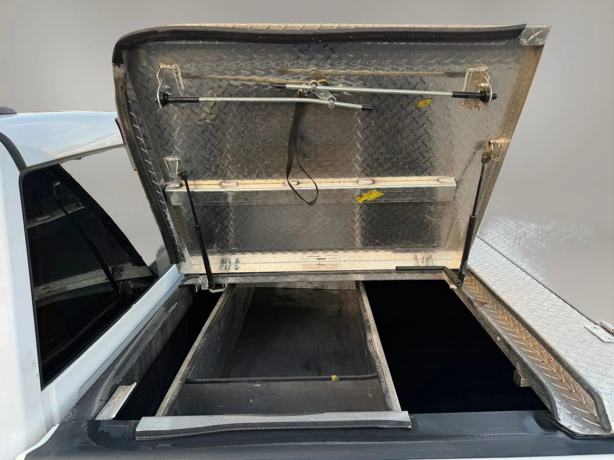 Used 2017 RAM 1500 Classic SLT image 6