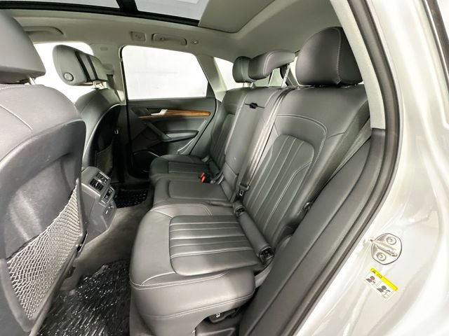 Used 2022 Audi Q5 2.0T Premium Plus w/ Premium Plus Package image 25