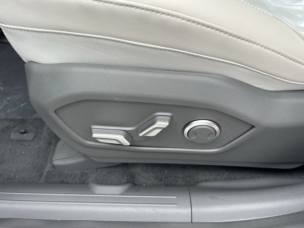 New 2027 Hyundai Santa Fe SE FWD image 26