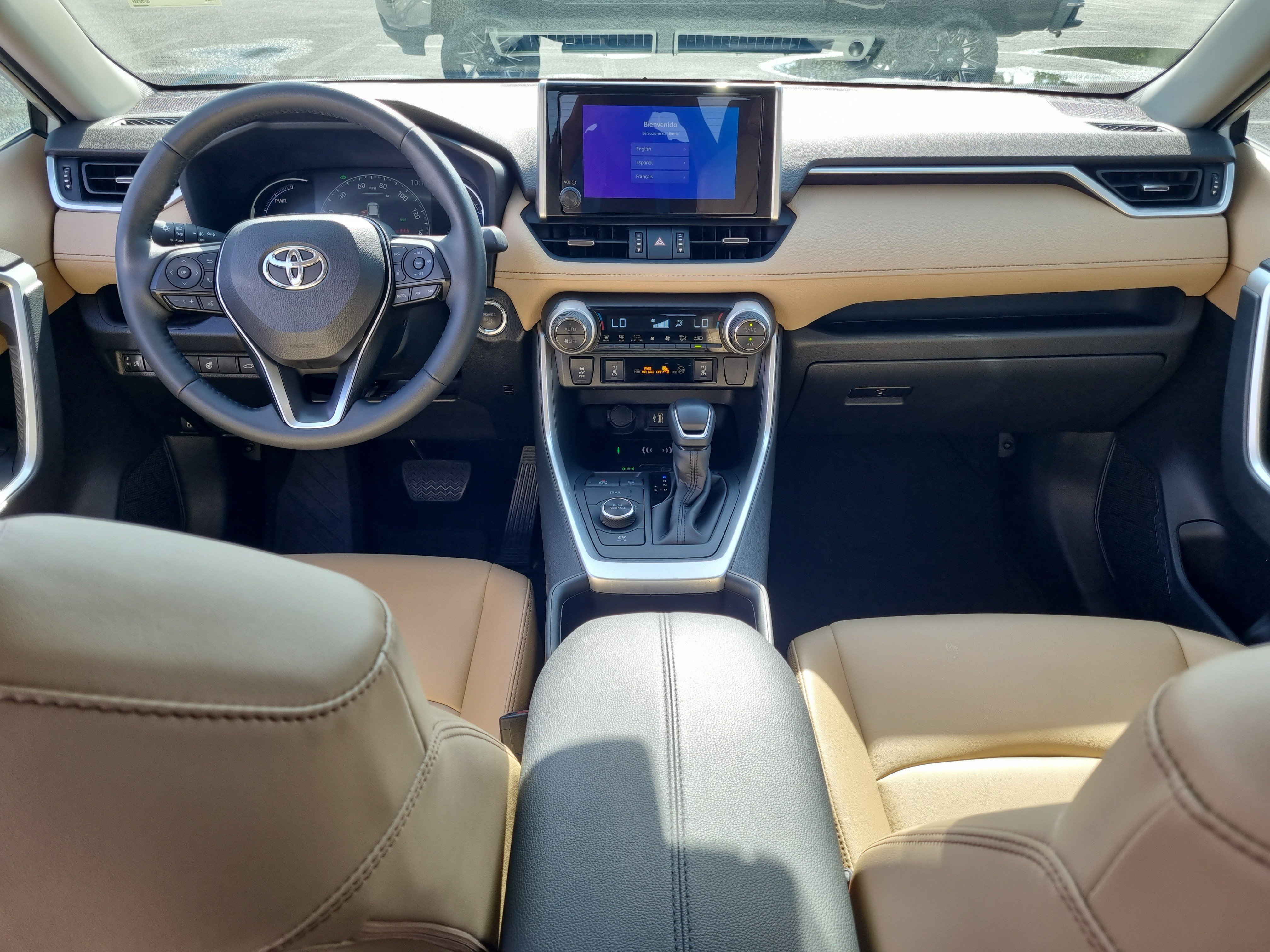 Used 2025 Toyota RAV4 XLE Premium w/ Weather Package AWD/4WD image 14