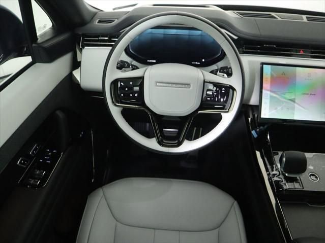 New 2026 Land Rover Range Rover Sport Dynamic SE image 11