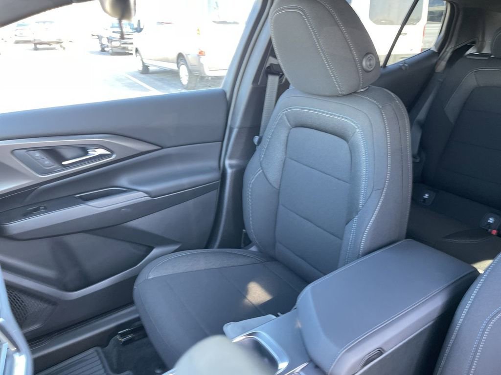 New 2026 Chevrolet Equinox EV LT w/ LPO, All-Weather Mat Package image 24