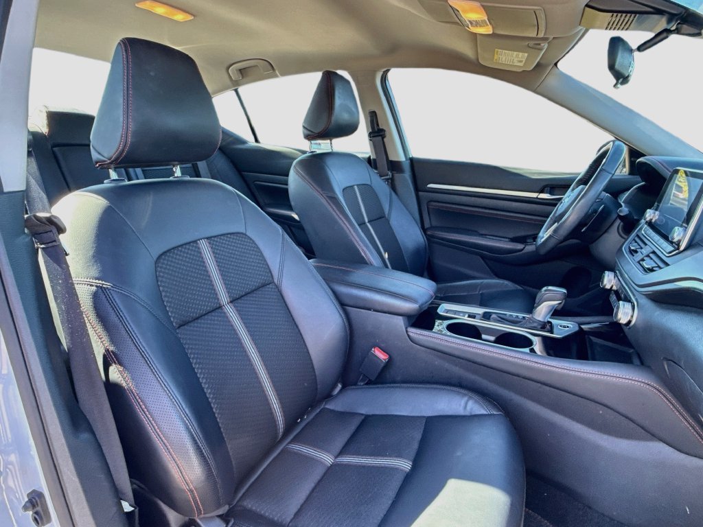 Used 2023 Nissan Altima 2.5 SR AWD/4WD image 31