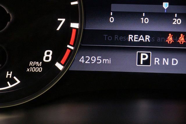 Used 2024 Nissan Frontier SL w/ Technology Package image 32
