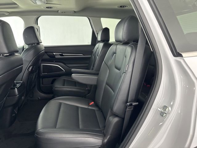 Certified 2025 Kia Telluride S image 29