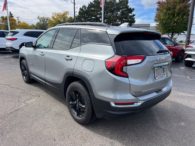 Used 2024 GMC Terrain AT4 w/ Infotainment Package II AWD/4WD image 8
