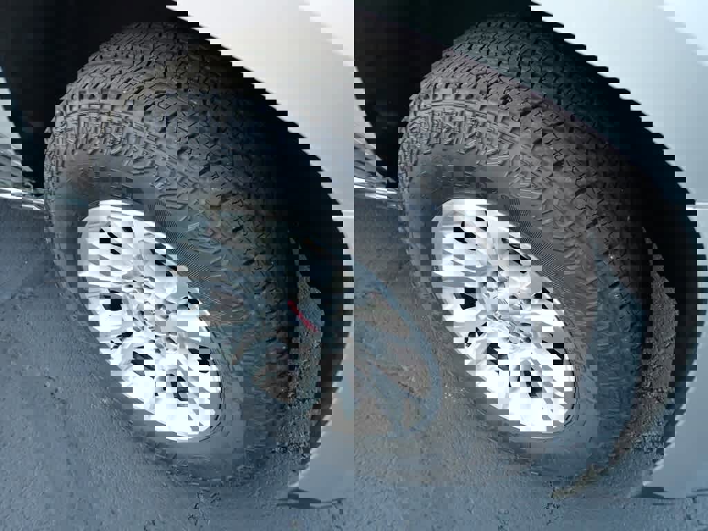 Used 2019 GMC Yukon XL SLT image 10