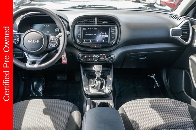 Certified 2023 Kia Soul LX FWD image 13