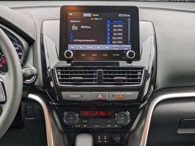 New 2026 Mitsubishi Eclipse Cross LE AWD/4WD image 18