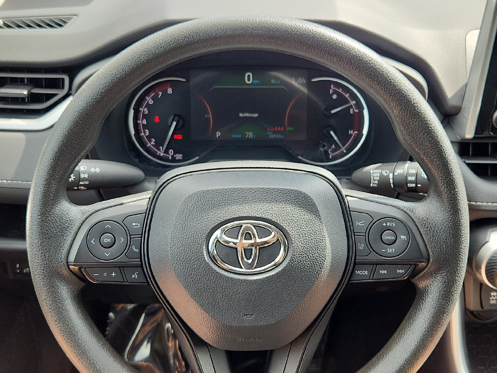 Certified 2025 Toyota RAV4 XLE FWD image 21
