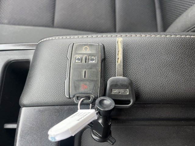 Used 2015 GMC Sierra 1500 SLE w/ SLE Value Package image 65