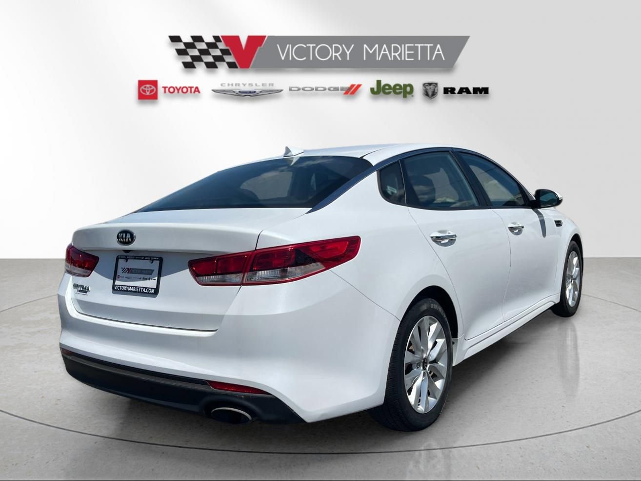 Used 2017 Kia Optima LX FWD image 5