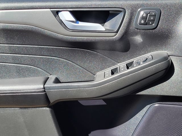 Used 2023 Ford Escape Active w/ Tech Pack #2 AWD/4WD image 8