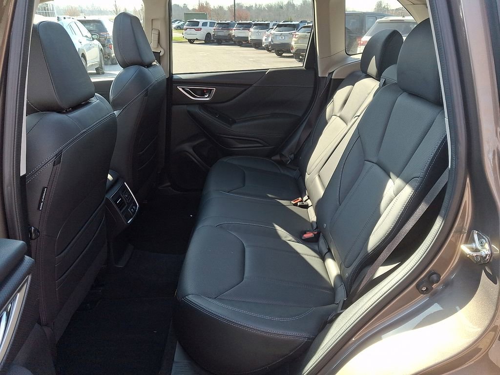 Used 2019 Subaru Forester Limited image 10