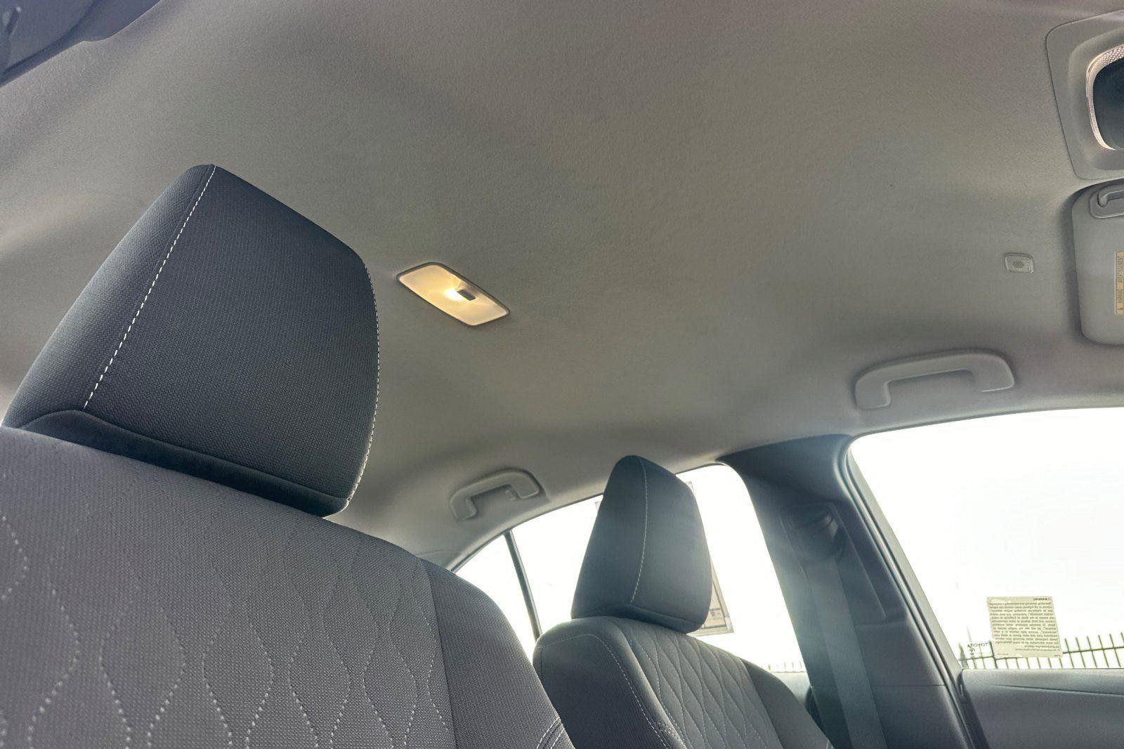 Used 2025 Toyota Corolla LE image 15