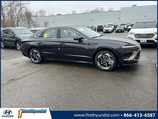 New 2026 Hyundai Sonata SEL FWD image 1