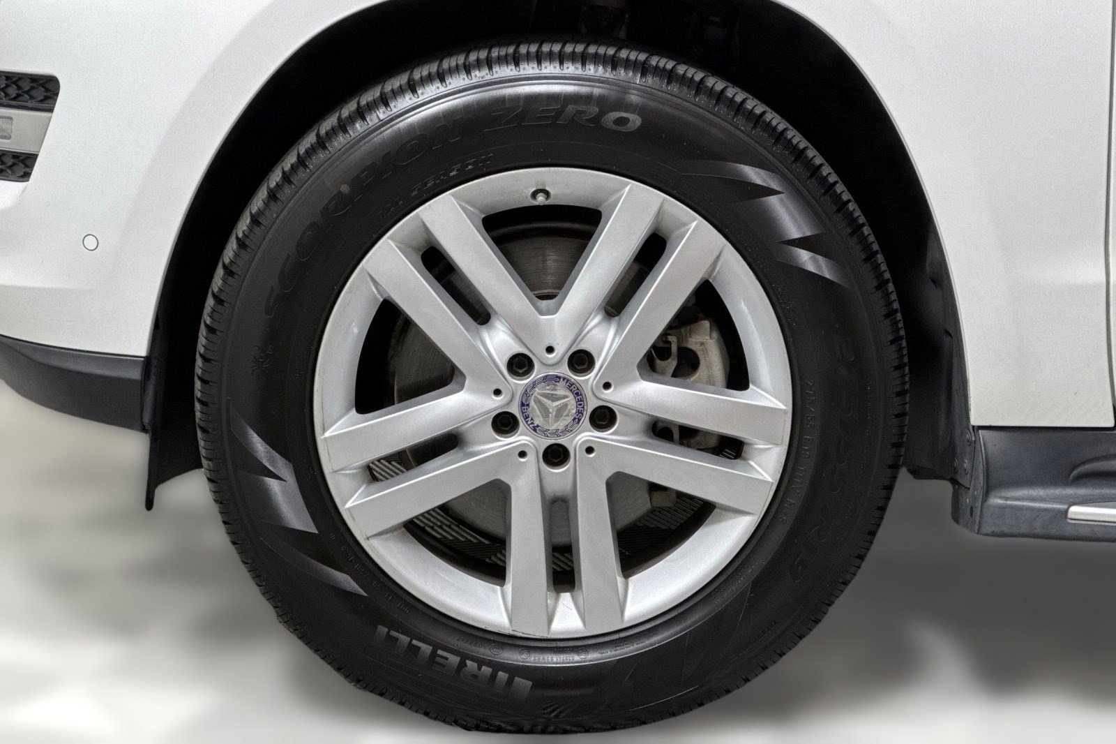 Used 2016 Mercedes-Benz GL 450 GL 450 image 12