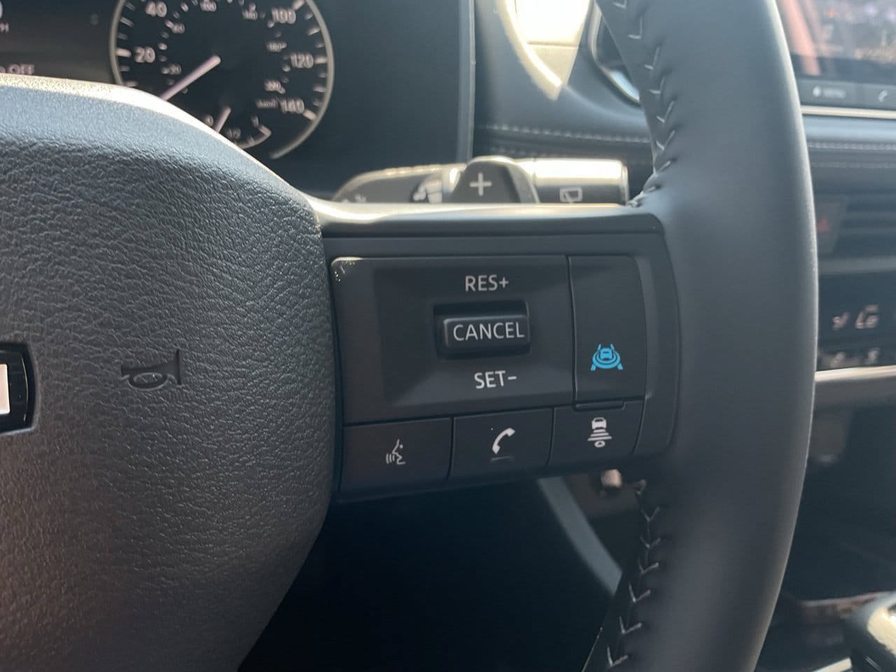 New 2027 Nissan Rogue Dark Armor AWD/4WD image 37