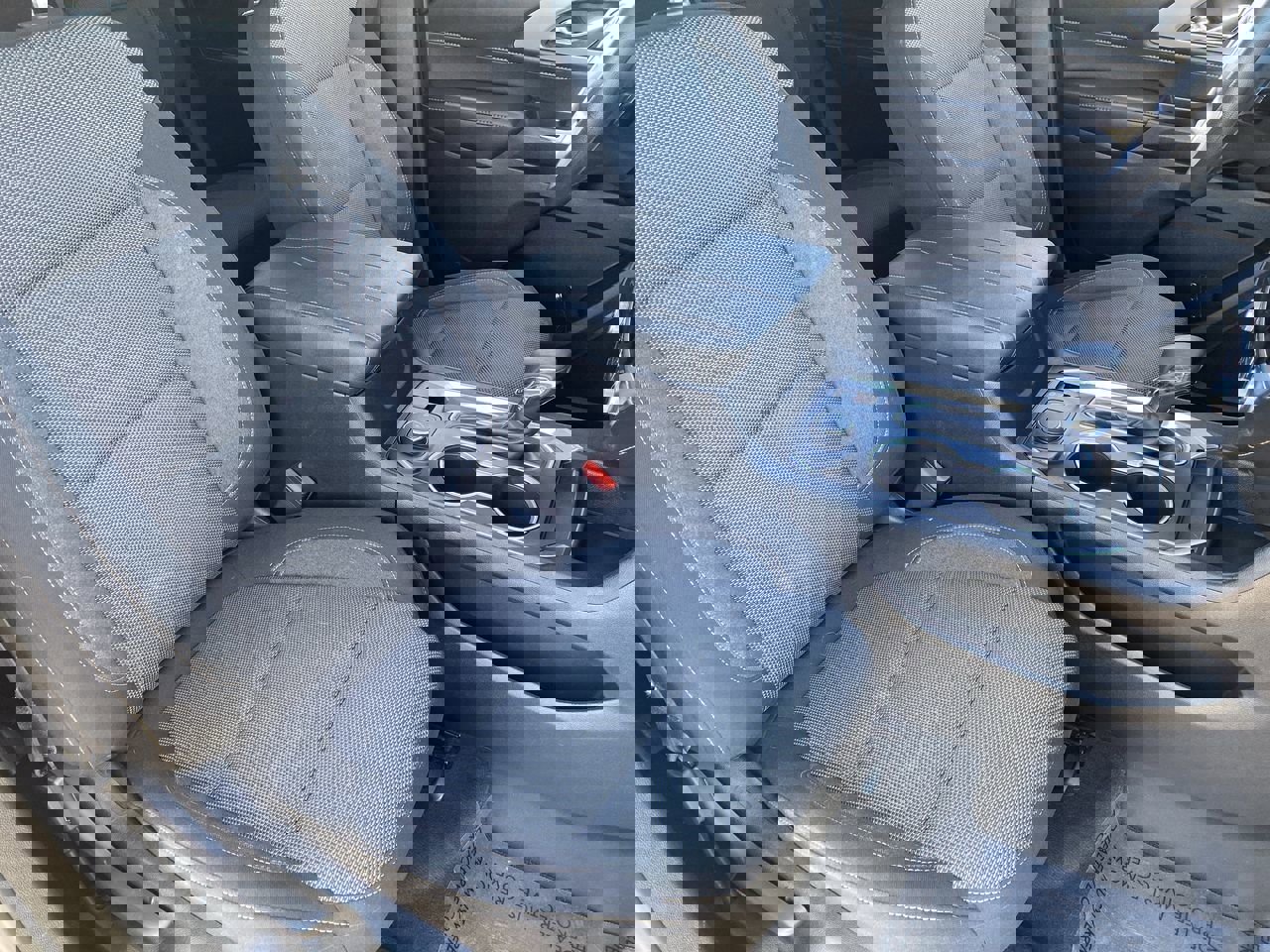 Used 2021 Chevrolet Traverse LS image 25