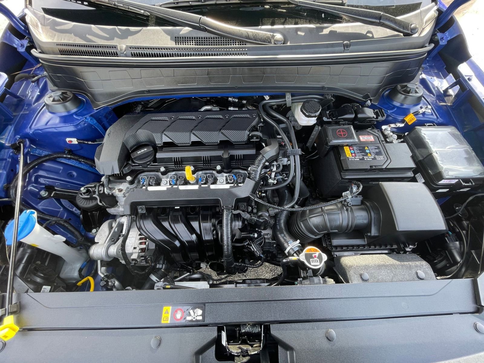 Used 2025 Hyundai Venue SEL image 32