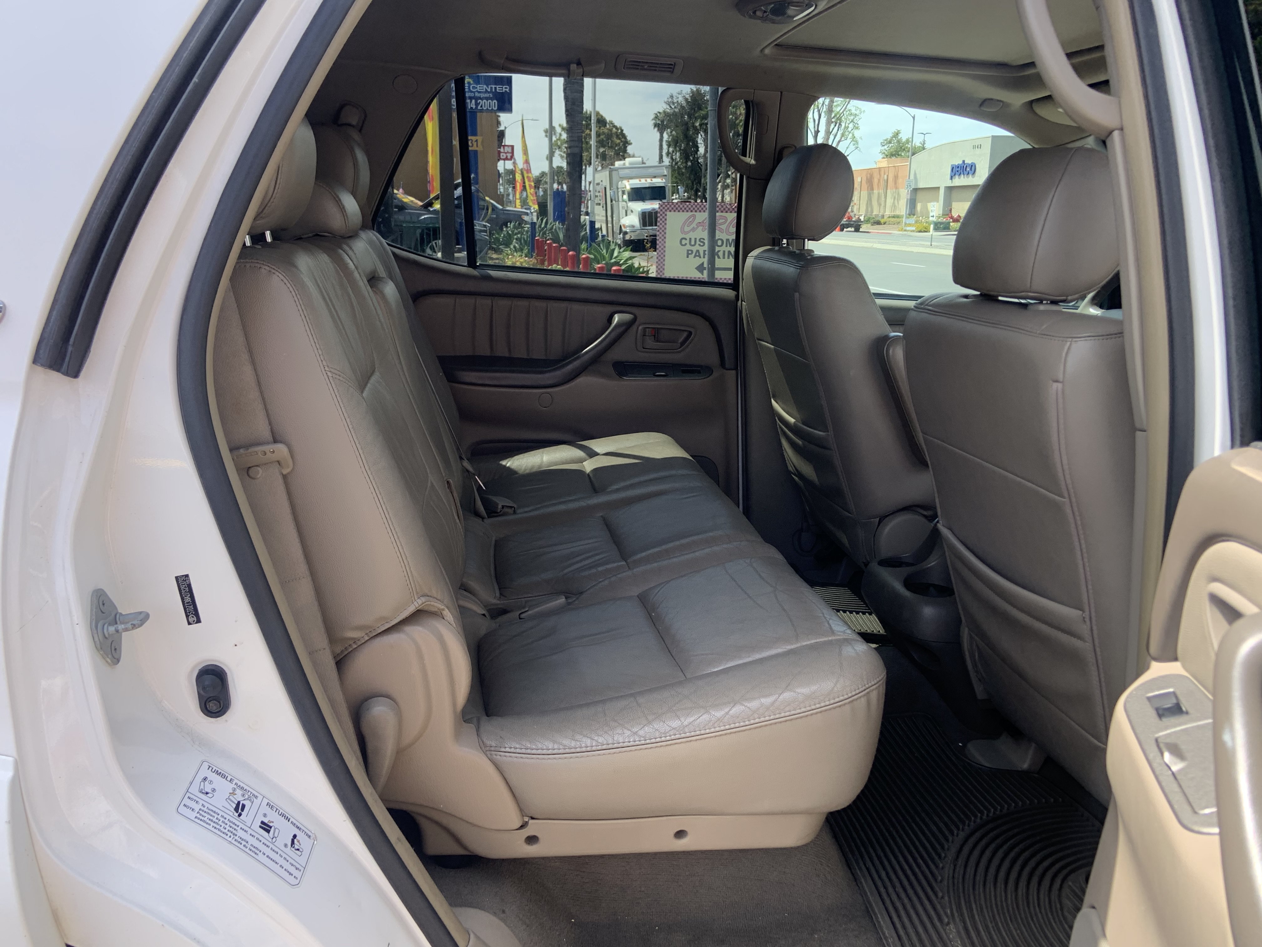 Used 2007 Toyota Sequoia Limited RWD image 9