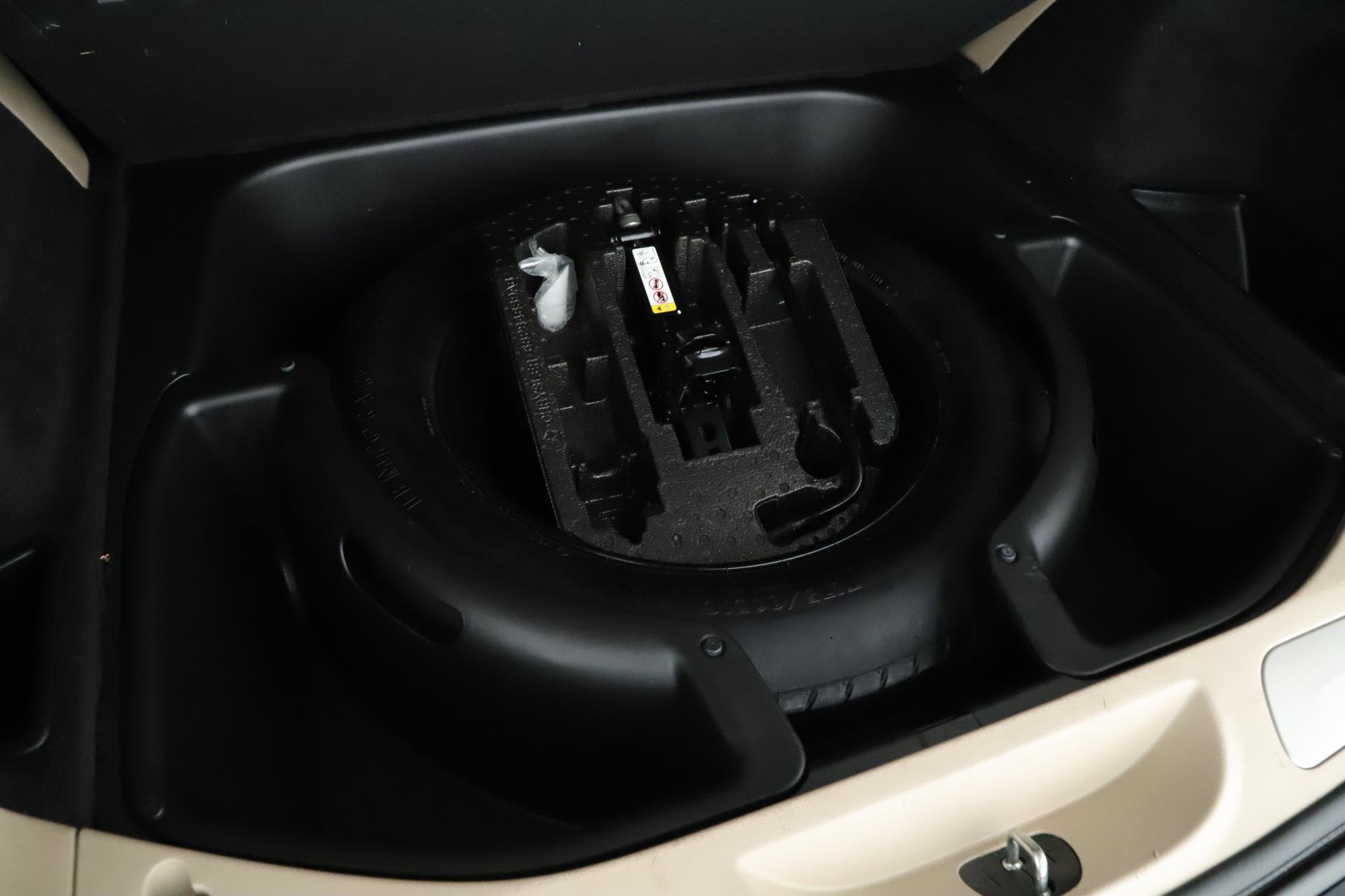 Certified 2019 Jeep Grand Cherokee Limited image 18