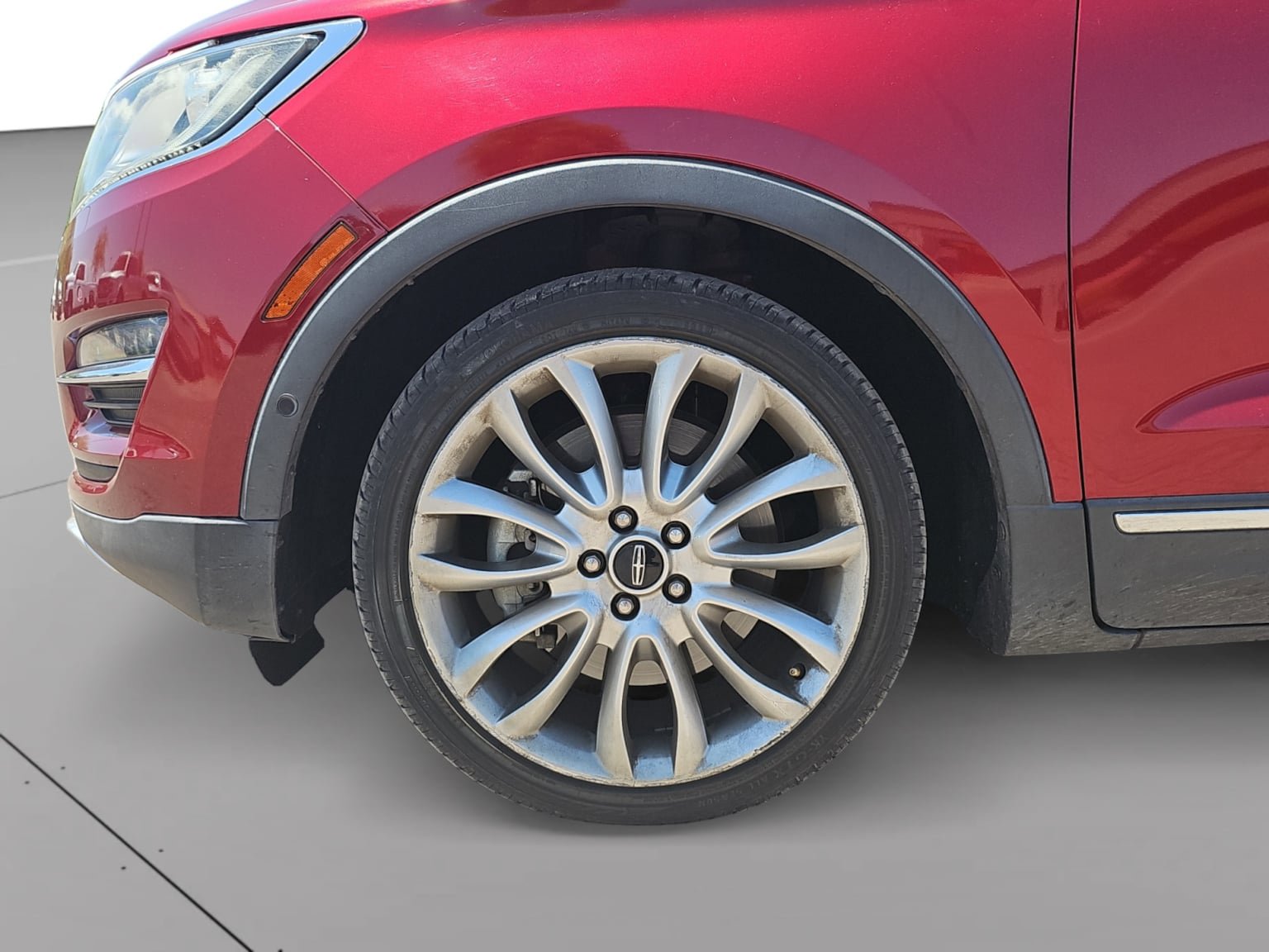 Used 2015 Lincoln MKC FWD w/ Equipment Group 102A Reserve image 9