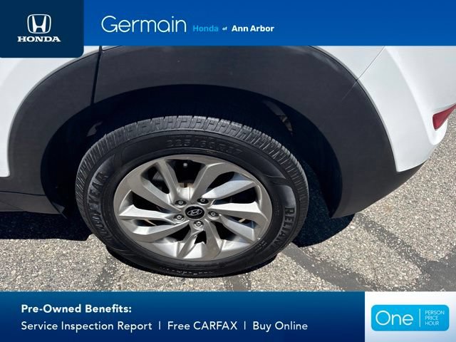 Used 2016 Hyundai Tucson SE w/ Option Group 02 FWD image 12